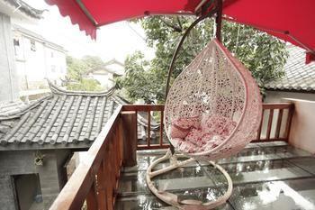 Bo Ai Inn- Lijiang Лицзян Экстерьер фото